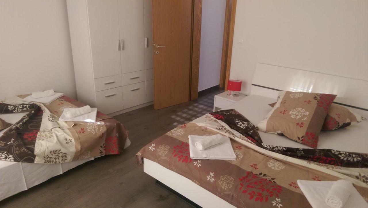 Apartmani Sandro Ivan Dolac Eksteriør bilde